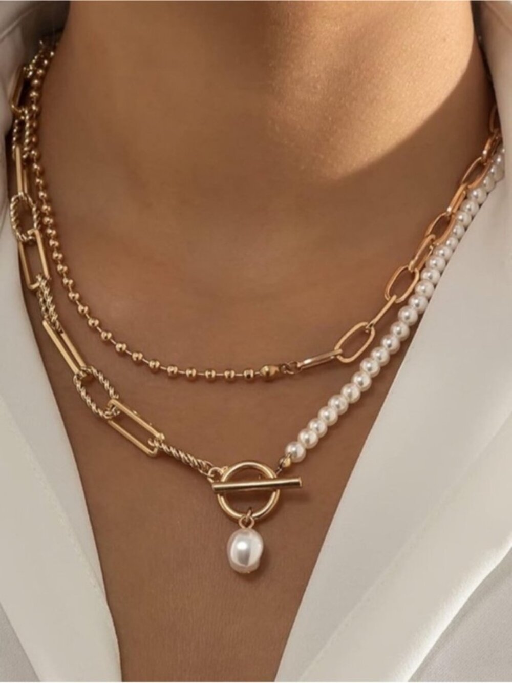 Elizabeth Link Pearl Gold Necklace